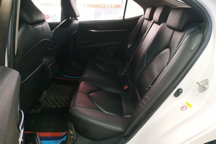Used Toyota Camry 2018 2.0E Leading Edition Interior 4