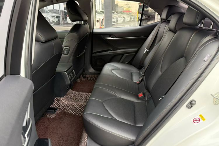 Used Toyota Camry 2018 2.5G Luxury Edition Interior 5