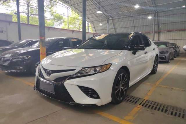 Used Toyota Camry 2018 2.0S FENGSHANG Edition