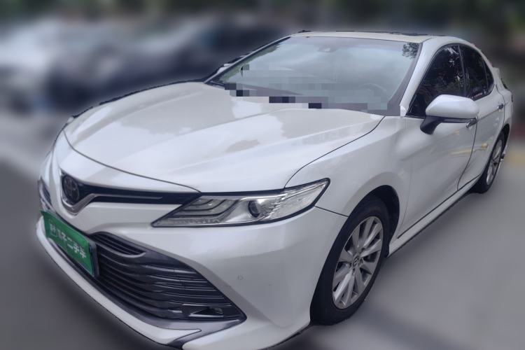 Used Toyota Camry 2018 2.0G Luxury Edition Guazi used car, China used car export, Used car for sale, Used cars, Cheapest cars for sale