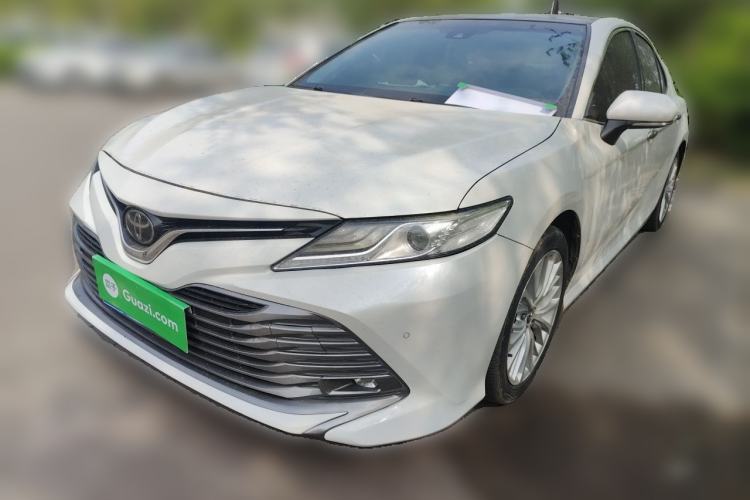 Used Toyota Camry 2018 2.5G Luxury Edition Guazi used car, China used car export, Used car for sale, Used cars, Cheapest cars for sale