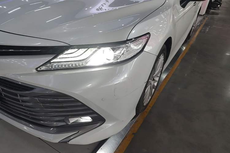 Used Toyota Camry 2018 2.5G Luxury Edition Left Front Headlight