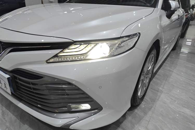 Used Toyota Camry 2018 2.0G Luxury Edition Left Front Headlight
