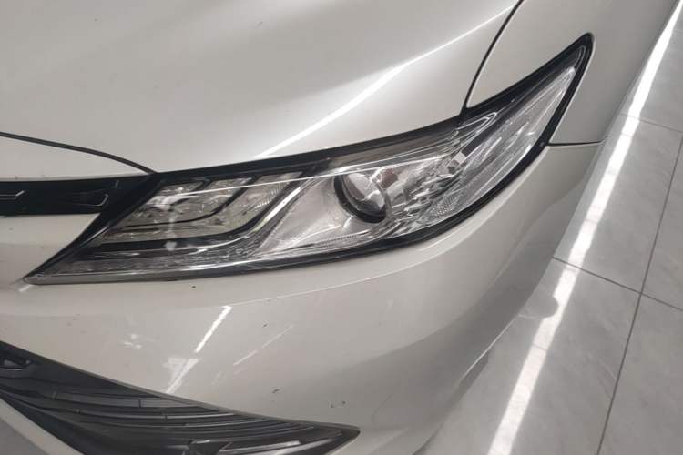 Used Toyota Camry 2018 2.5G Luxury Edition Left Front Headlight