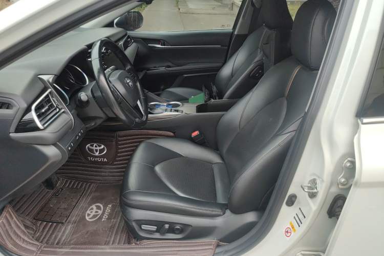 Used Toyota Camry 2018 2.5G Luxury Edition Left Front Seat