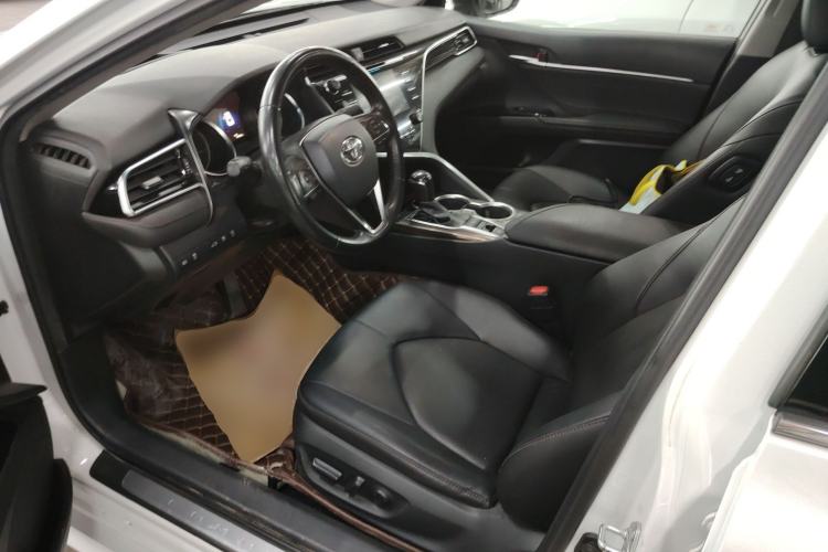 Used Toyota Camry 2018 2.5G Luxury Edition Left Front Seat