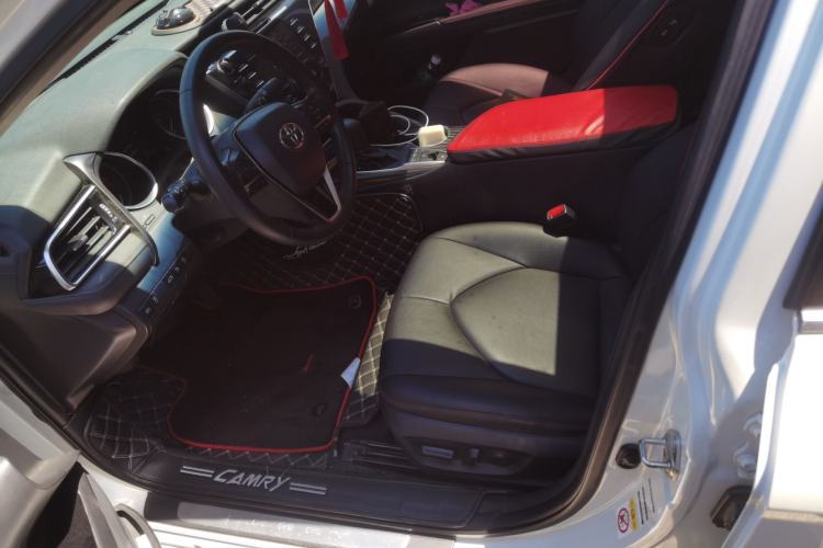 Used Toyota Camry 2018 2.5G Luxury Edition Left Front Seat