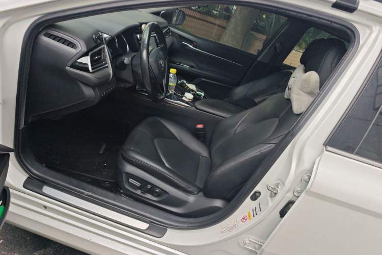 Used Toyota Camry 2018 2.0G Luxury Edition Left Front Seat