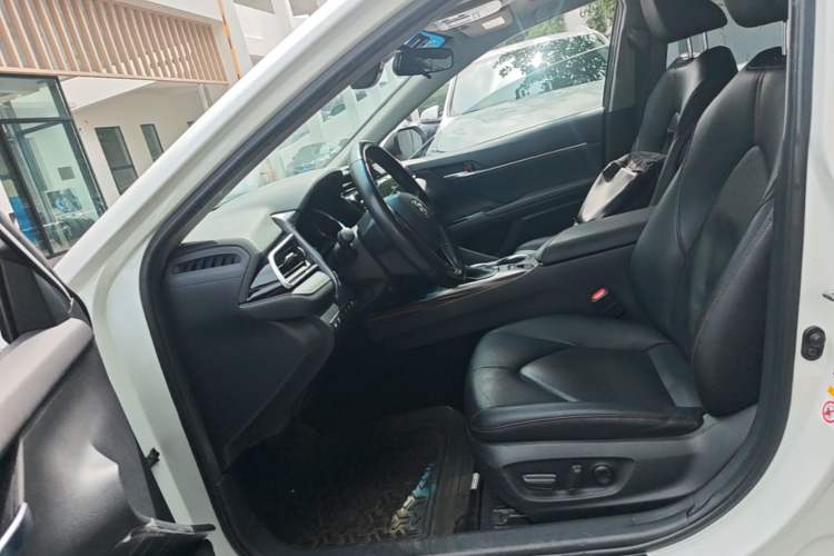 Used Toyota Camry 2018 2.5G Luxury Edition Left Front Seat