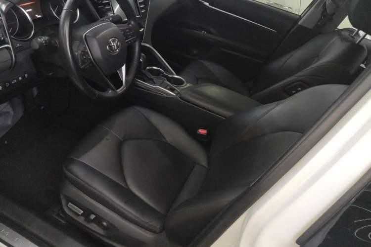 Used Toyota Camry 2018 2.0G Luxury Edition Left Front Seat