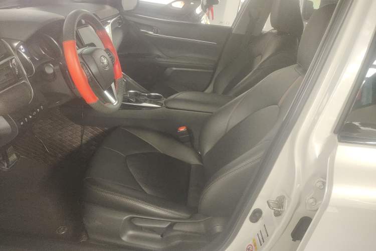 Used Toyota Camry 2018 2.0S FENGSHANG Edition Left Front Seat
