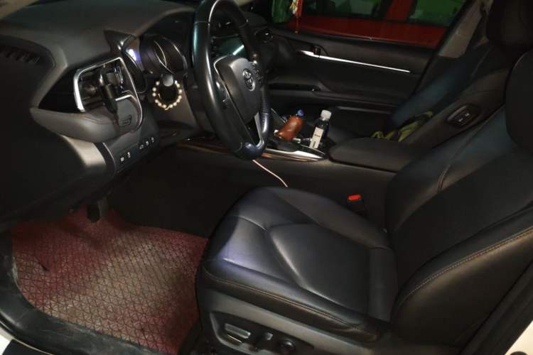 Used Toyota Camry 2018 2.5G Luxury Edition Left Front Seat