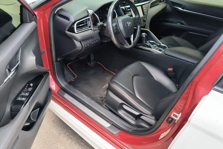 Used Toyota Camry 2018 2.0S FENGSHANG Edition Left Front Seat