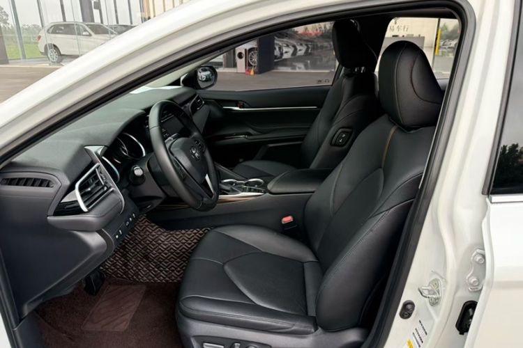 Used Toyota Camry 2018 2.5G Luxury Edition Left Front Seat