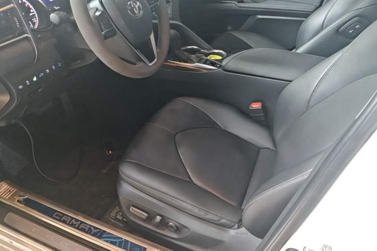 Used Toyota Camry 2018 2.5G Luxury Edition Left Front Seat