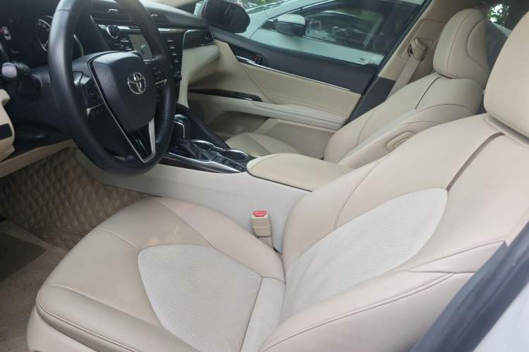 Used Toyota Camry 2018 2.5G Luxury Edition Left Front Seat