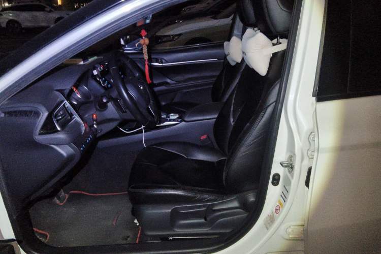 Used Toyota Camry 2018 2.0S FENGSHANG Edition Left Front Seat
