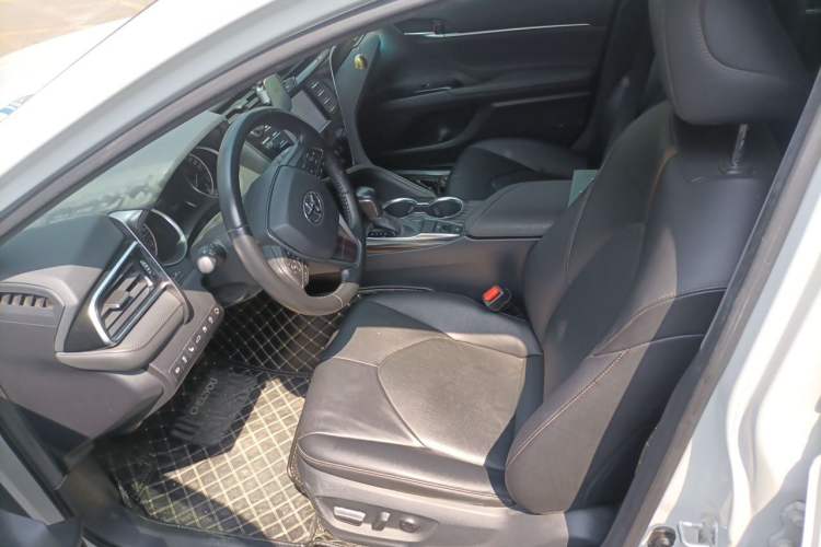 Used Toyota Camry 2018 2.0G Luxury Edition Left Front Seat