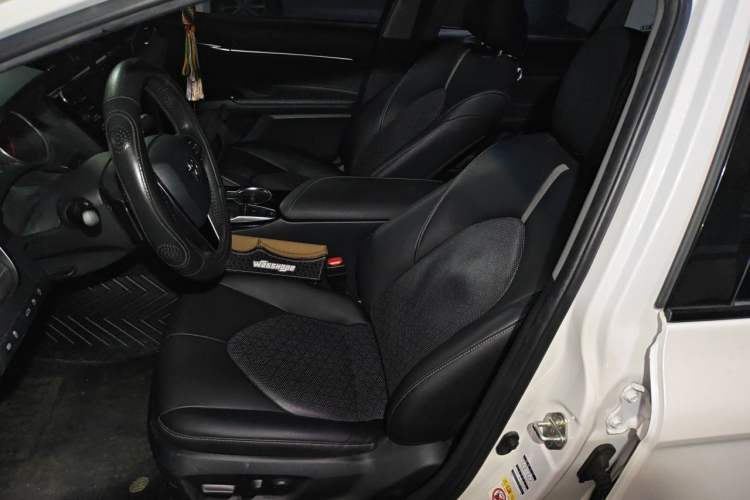 Used Toyota Camry 2018 2.5S Fēngshàng Edition Left Front Seat