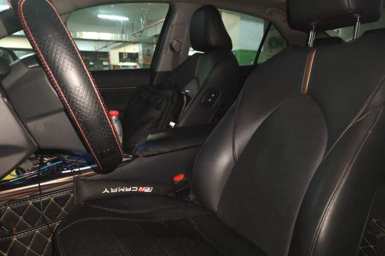 Used Toyota Camry 2018 2.5G Luxury Edition Left Front Seat
