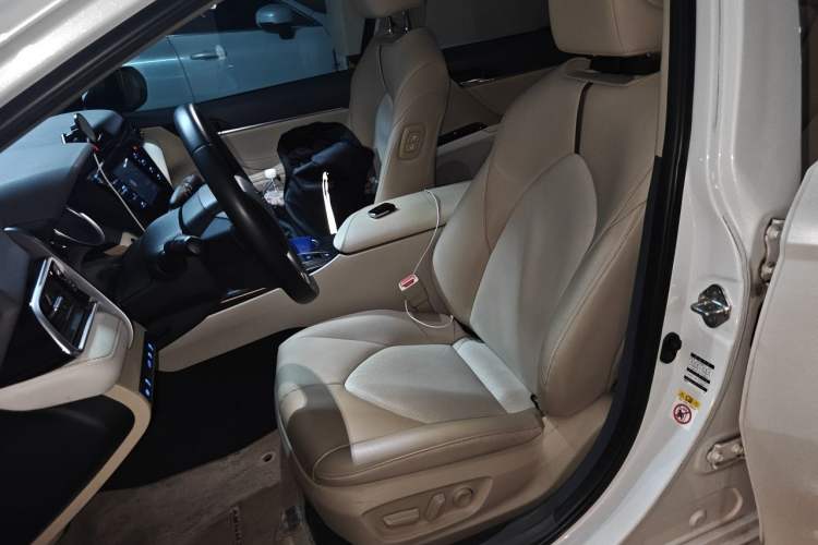 Used Toyota Camry 2018 2.0G Luxury Edition Left Front Seat