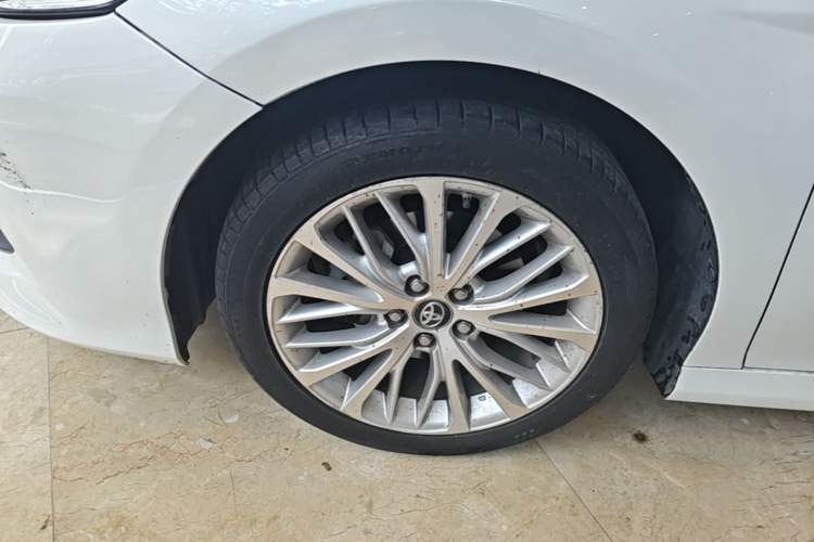 Used Toyota Camry 2018 2.5G Luxury Edition Left Front Wheel Hub