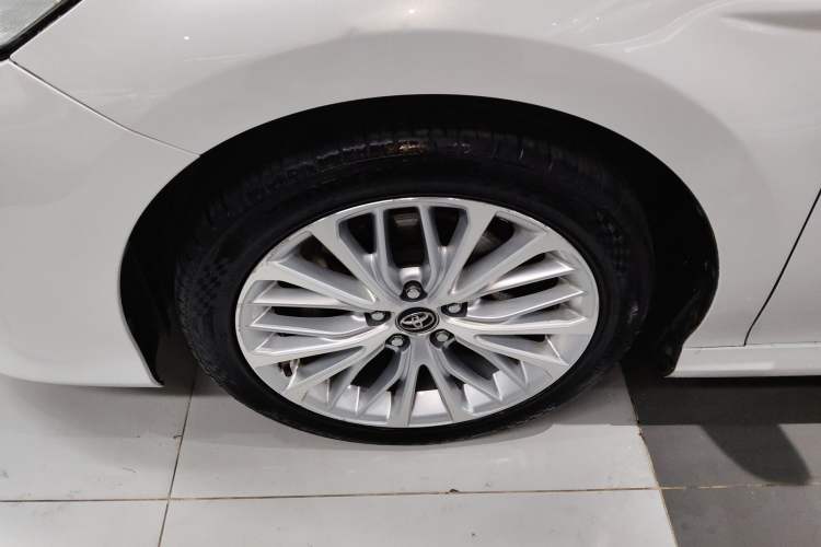 Used Toyota Camry 2018 2.5G Luxury Edition Left Front Wheel Hub