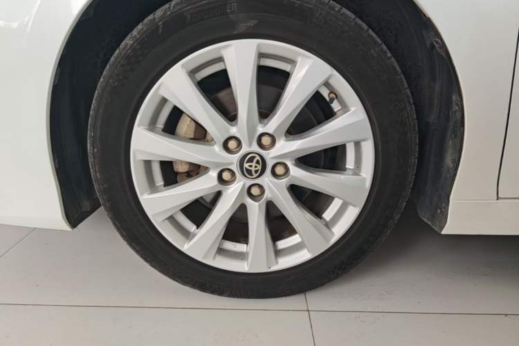 Used Toyota Camry 2018 2.0G Luxury Edition Left Front Wheel Hub