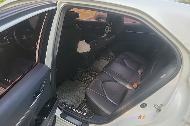 Used Toyota Camry 2018 2.5G Luxury Edition Left Rear Seat