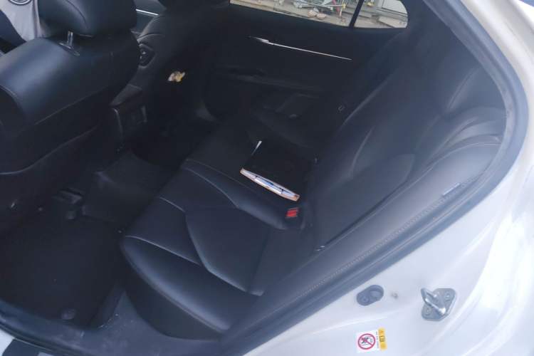 Used Toyota Camry 2018 2.0G Luxury Edition Left Rear Seat