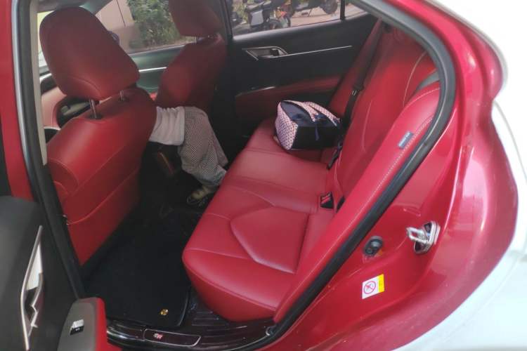 Used Toyota Camry 2018 2.5S Fēngshàng Edition Left Rear Seat