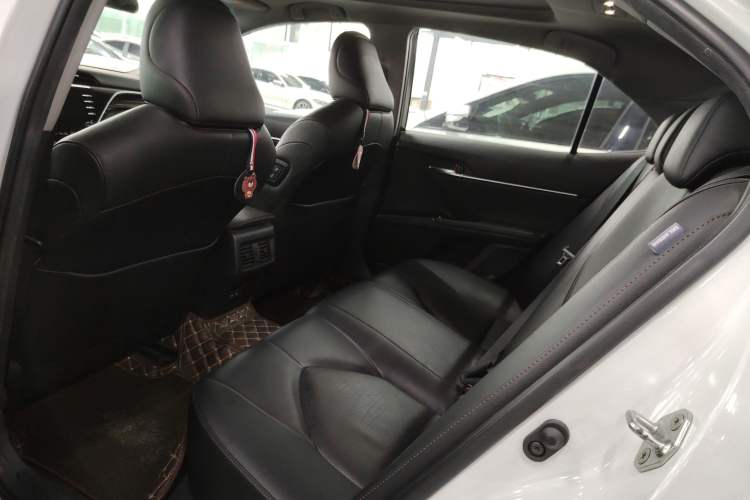 Used Toyota Camry 2018 2.5G Luxury Edition Left Rear Seat