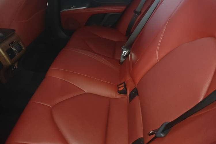Used Toyota Camry 2018 2.5S Fēngshàng Edition Left Rear Seat
