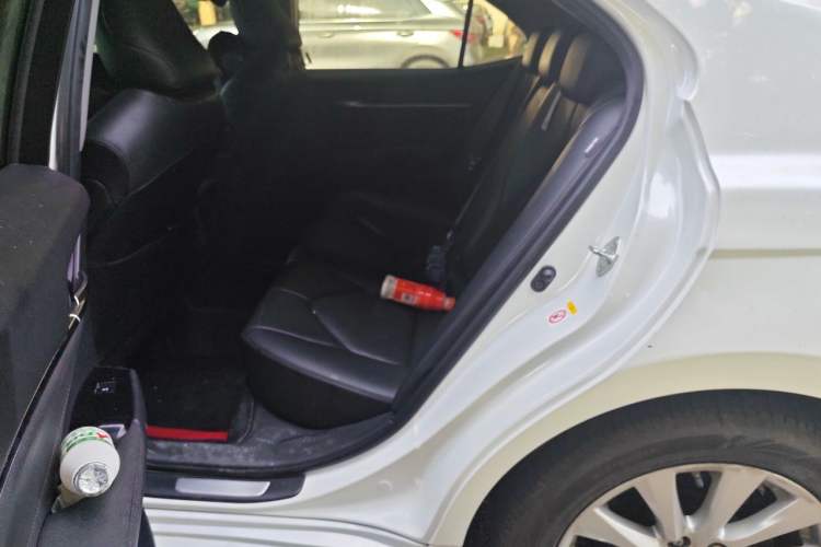 Used Toyota Camry 2018 2.0G Luxury Edition Left Rear Seat