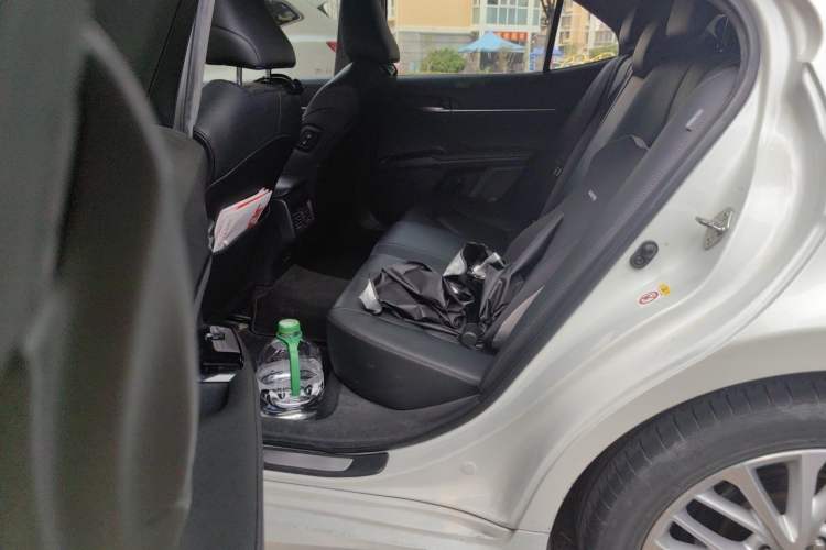 Used Toyota Camry 2018 2.5G Luxury Edition Left Rear Seat