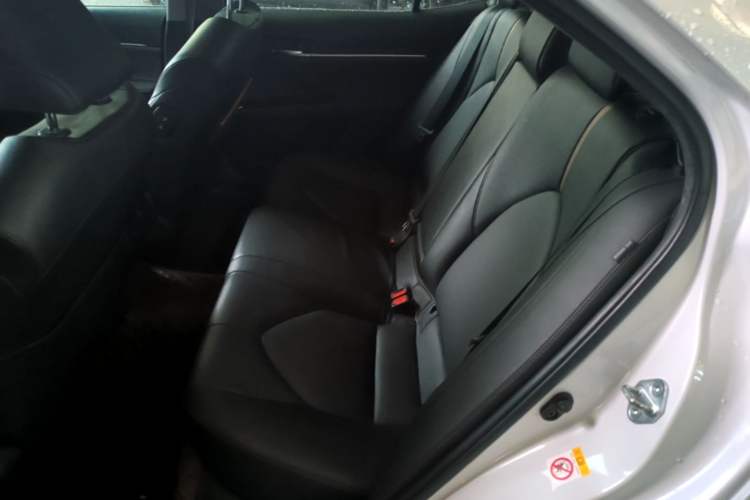 Used Toyota Camry 2018 2.5G Luxury Edition Left Rear Seat