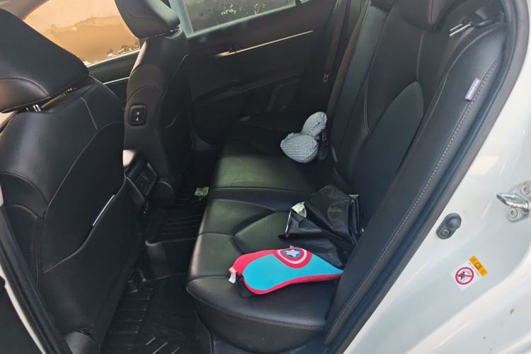 Used Toyota Camry 2018 2.0G Luxury Edition Left Rear Seat