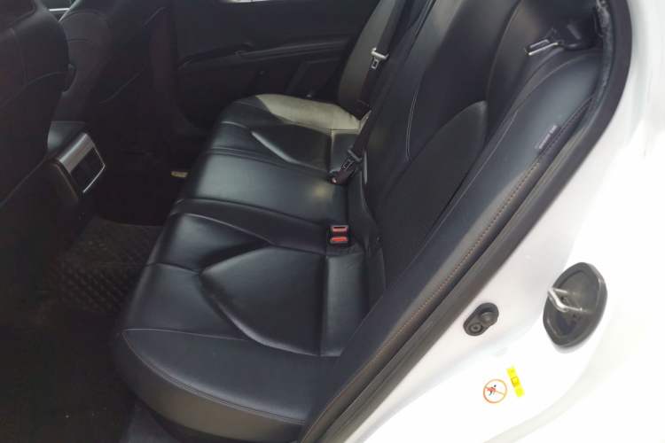 Used Toyota Camry 2018 Dual-Engine 2.5 HG Luxury Edition Left Rear Seat