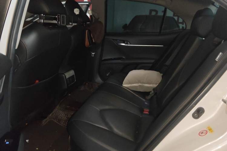 Used Toyota Camry 2018 Dual-Engine 2.5HQ Flagship Edition Left Rear Seat