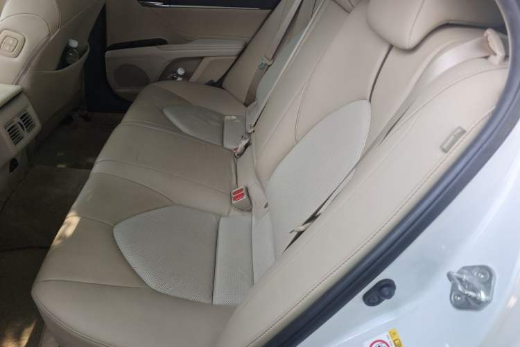 Used Toyota Camry 2018 2.5G Luxury Edition Left Rear Seat
