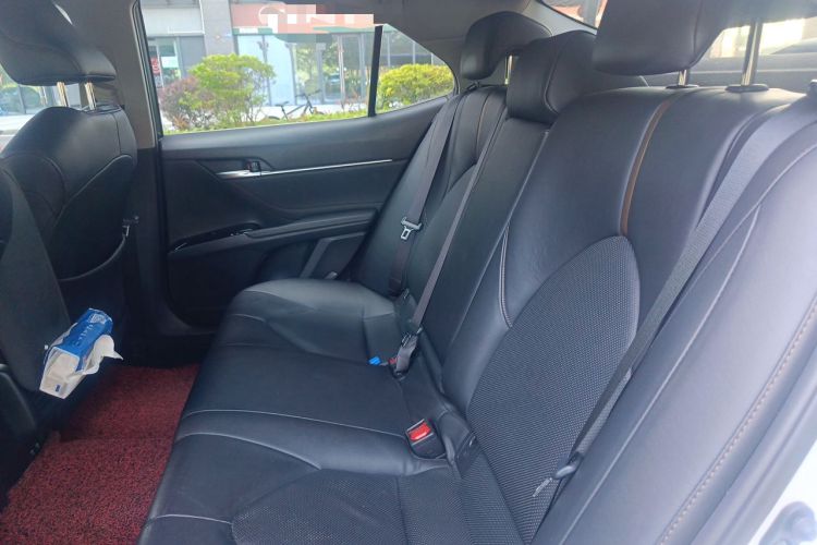 Used Toyota Camry 2018 2.5G Luxury Edition Left Rear Seat