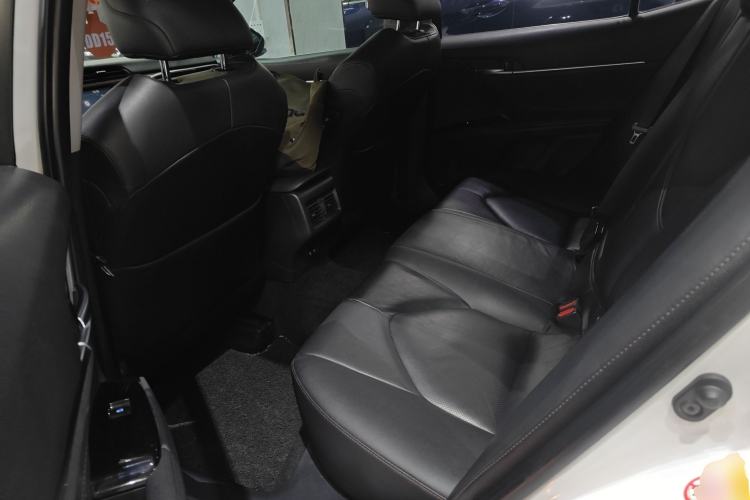Used Toyota Camry 2018 2.0G Luxury Edition Left Rear Seat