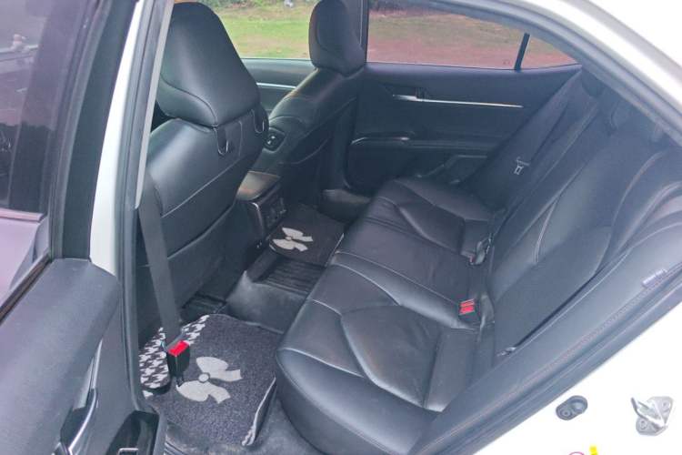 Used Toyota Camry 2018 2.0G Luxury Edition Left Rear Seat