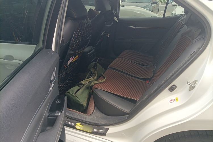 Used Toyota Camry 2018 2.5S Fēngshàng Edition Left Rear Seat