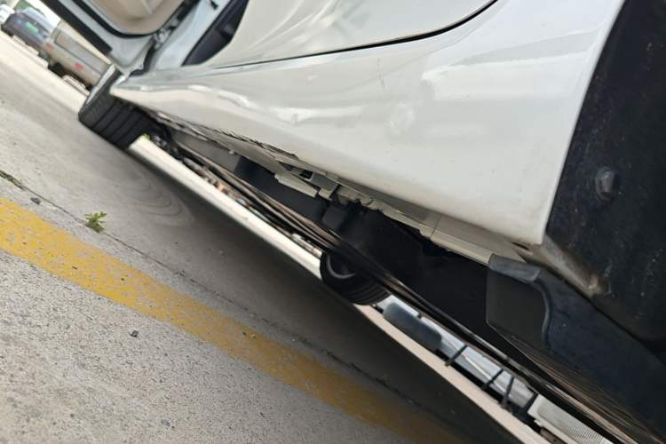 Used Toyota Camry 2018 2.5G Luxury Edition Left Side Sill