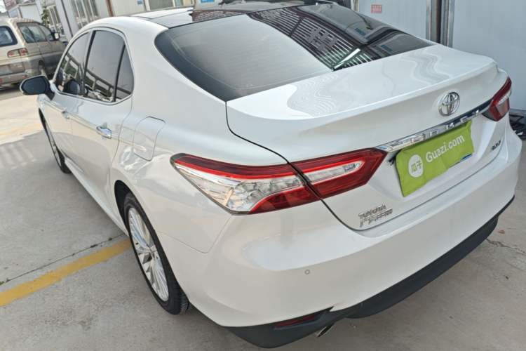 Used Toyota Camry 2018 2.5G Luxury Edition Rear Left 45 Deg
