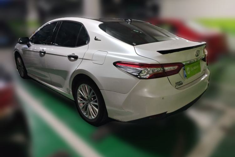 Used Toyota Camry 2018 2.5G Luxury Edition Rear Left 45 Deg