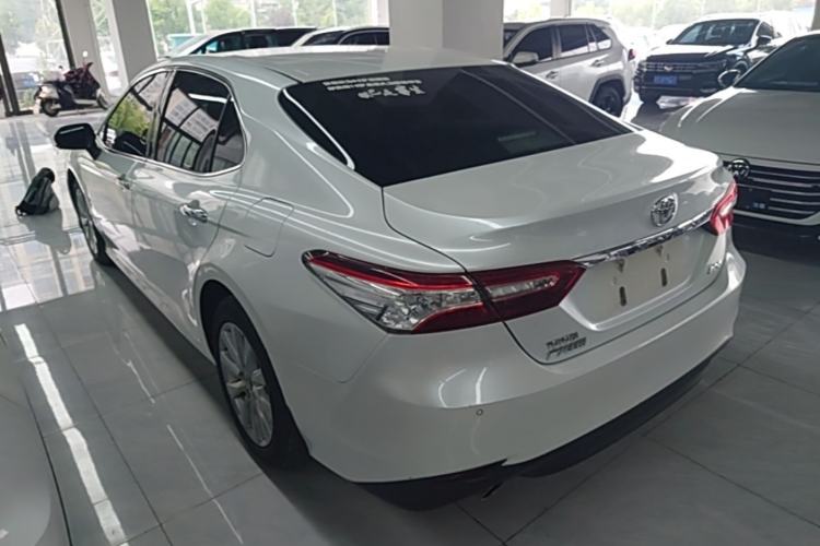 Used Toyota Camry 2018 2.0G Luxury Edition Rear Left 45 Deg