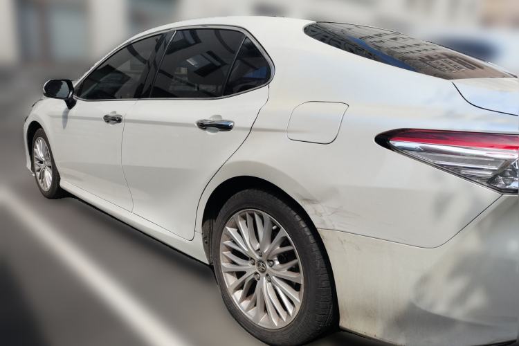 Used Toyota Camry 2018 2.5G Luxury Edition Rear Left 45 Deg