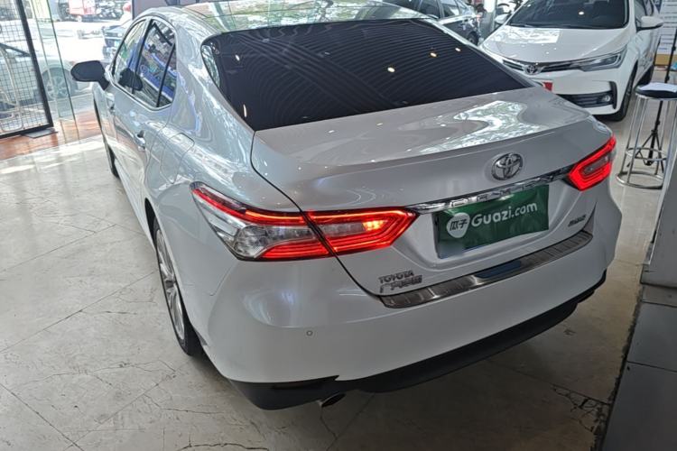 Used Toyota Camry 2018 2.5G Luxury Edition Rear Left 45 Deg